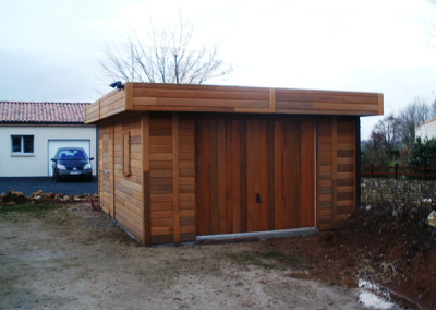 Garage en bois avec toit plat